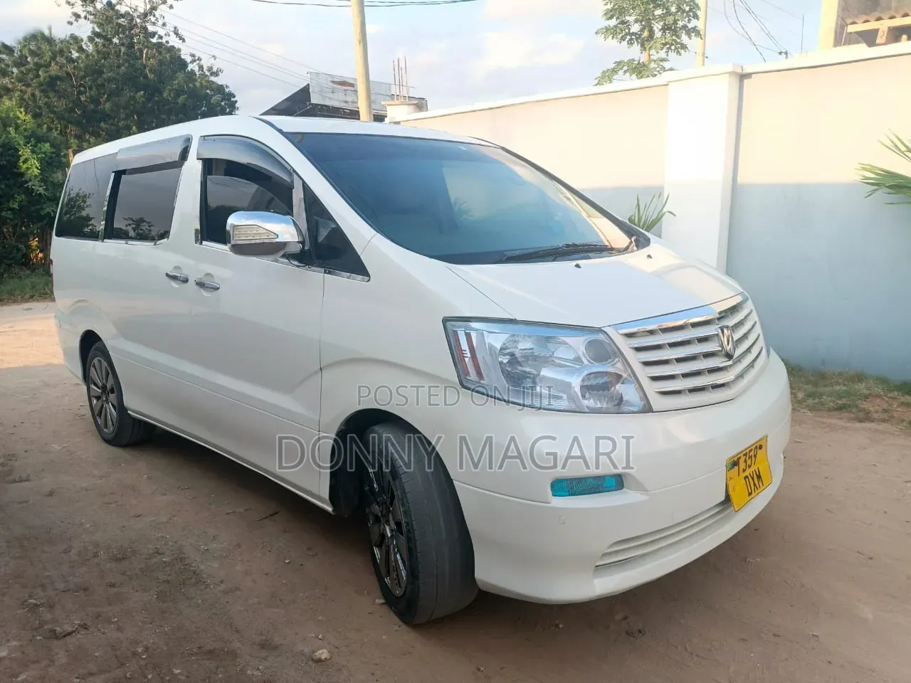 Toyota Alphard 2004 White