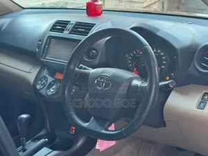 Toyota Vanguard 2010 Black