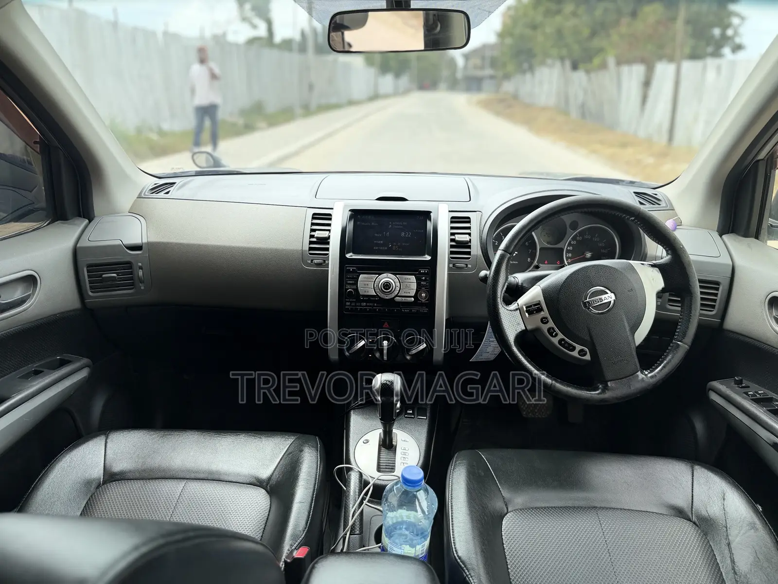 Nissan X-Trail 2011 Gold