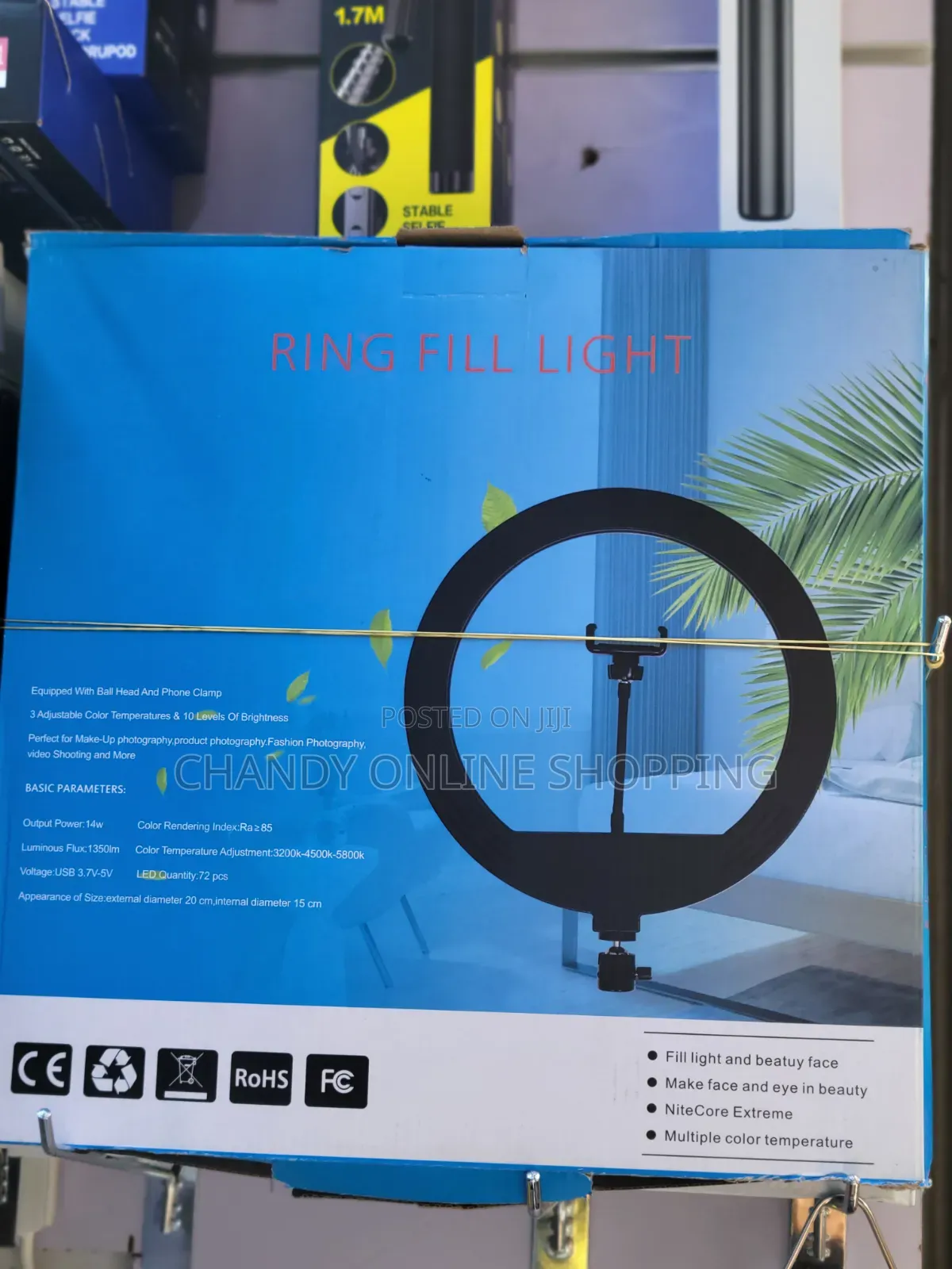NiteCore Extreme LED Ring Light Set With 14-Inch Model.