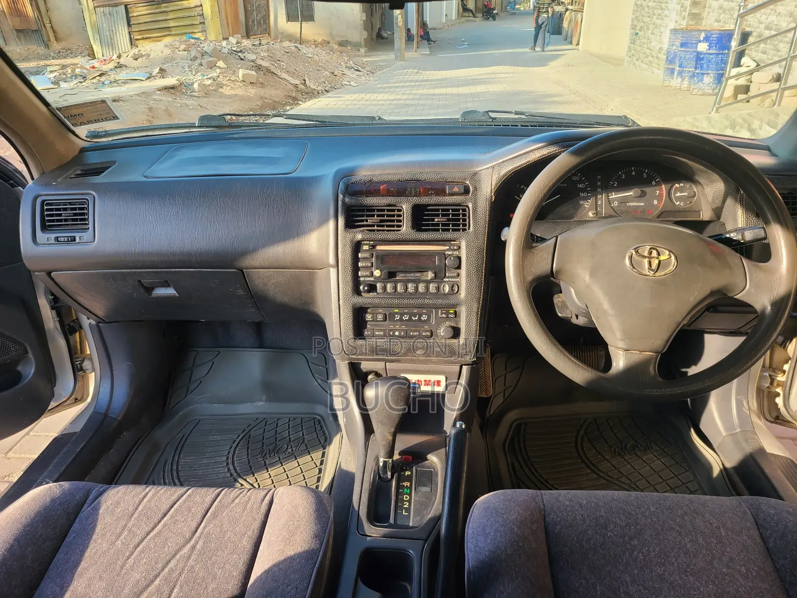 Toyota Carina 2001 Silver