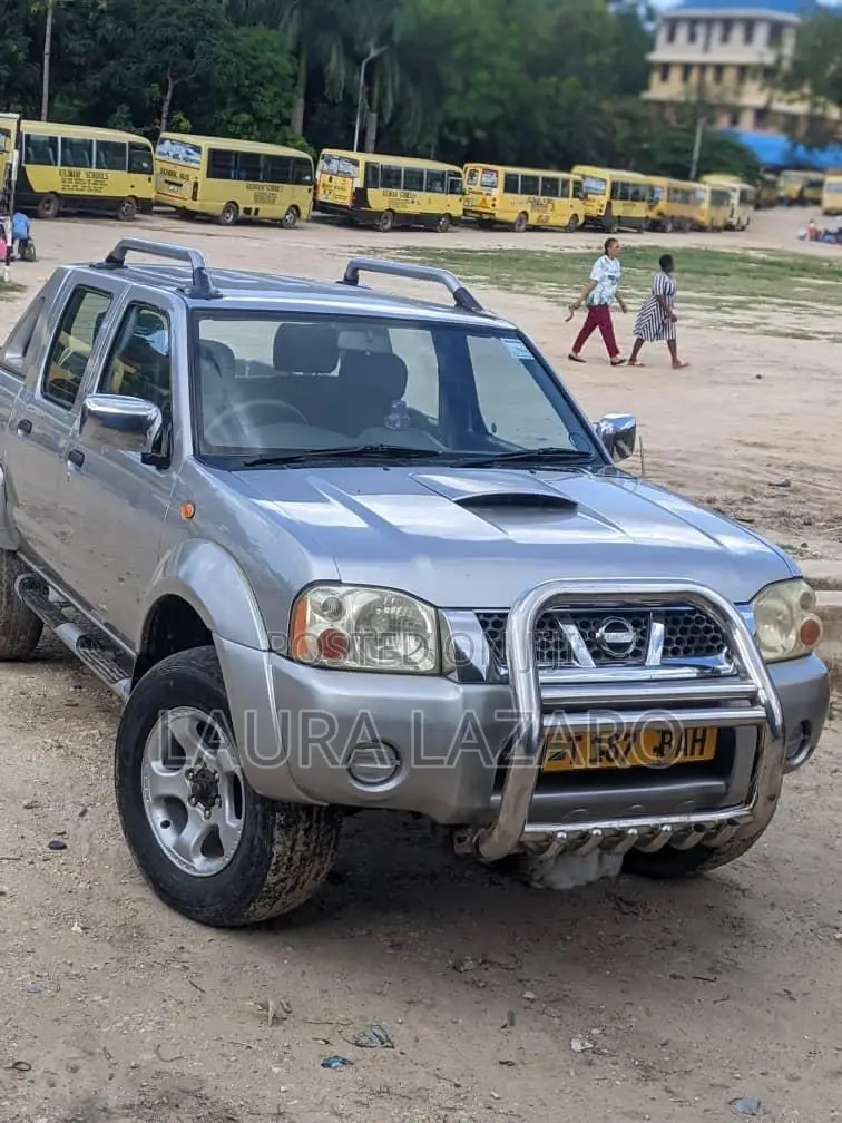 Nissan Patrol 2005 Silver