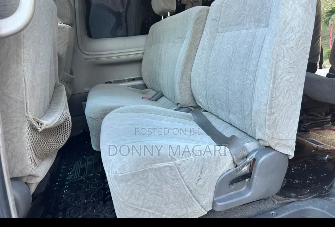 Toyota Noah 2003 White