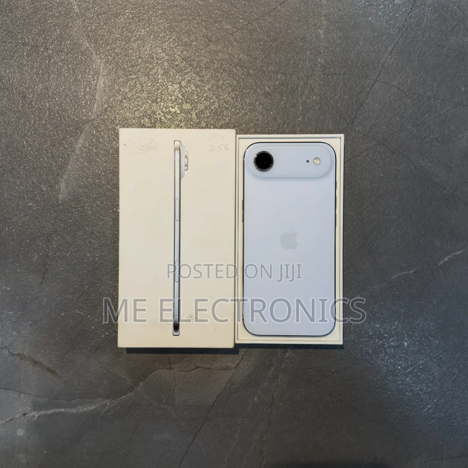 New Apple iPhone Air 256 GB Blue
