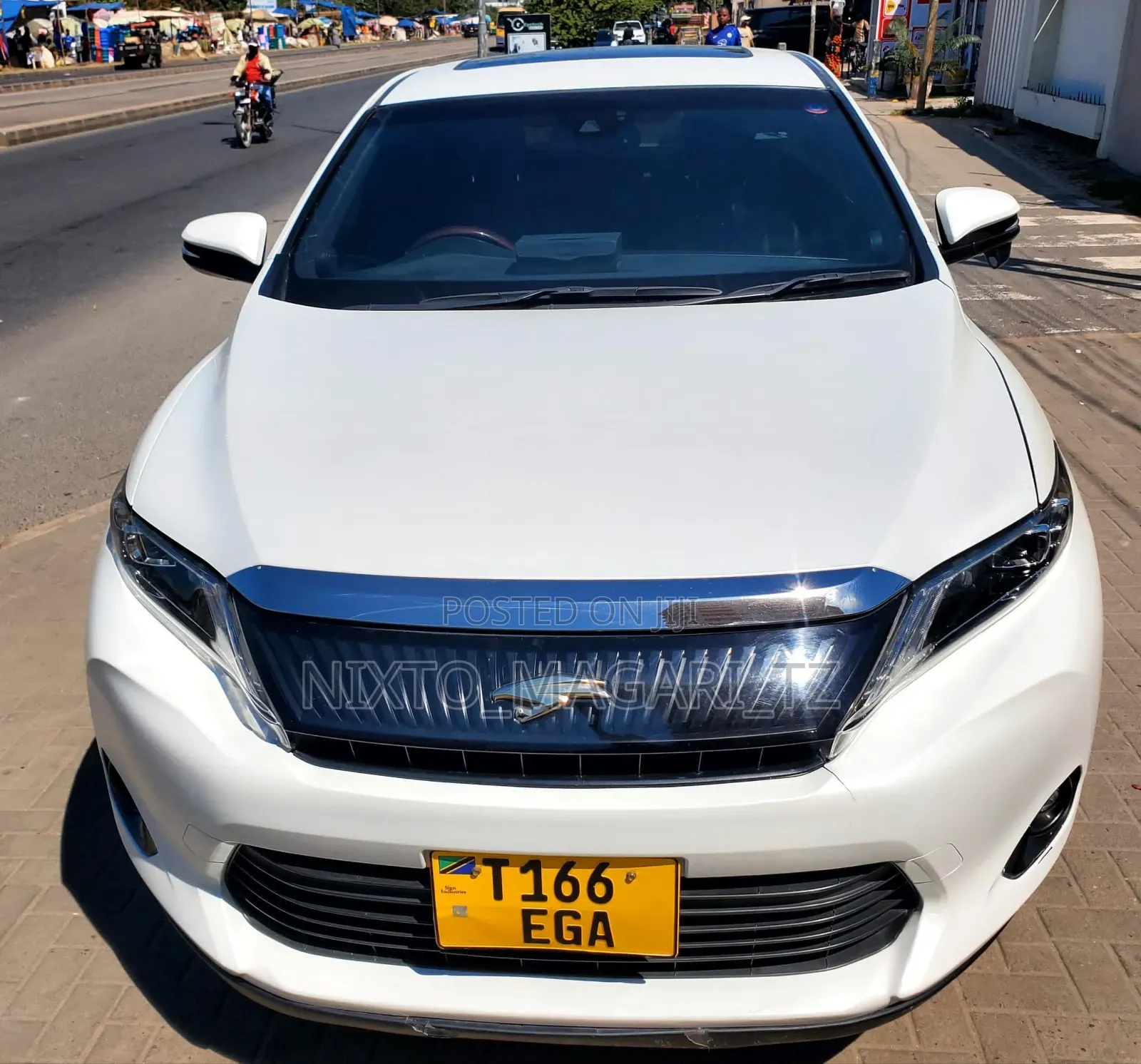 Toyota Harrier 2015 White