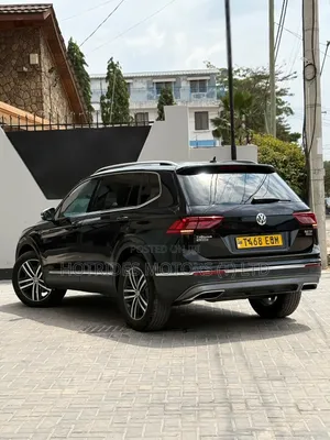 Volkswagen Tiguan 2019 Black