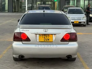 Toyota Crown 2006 Silver