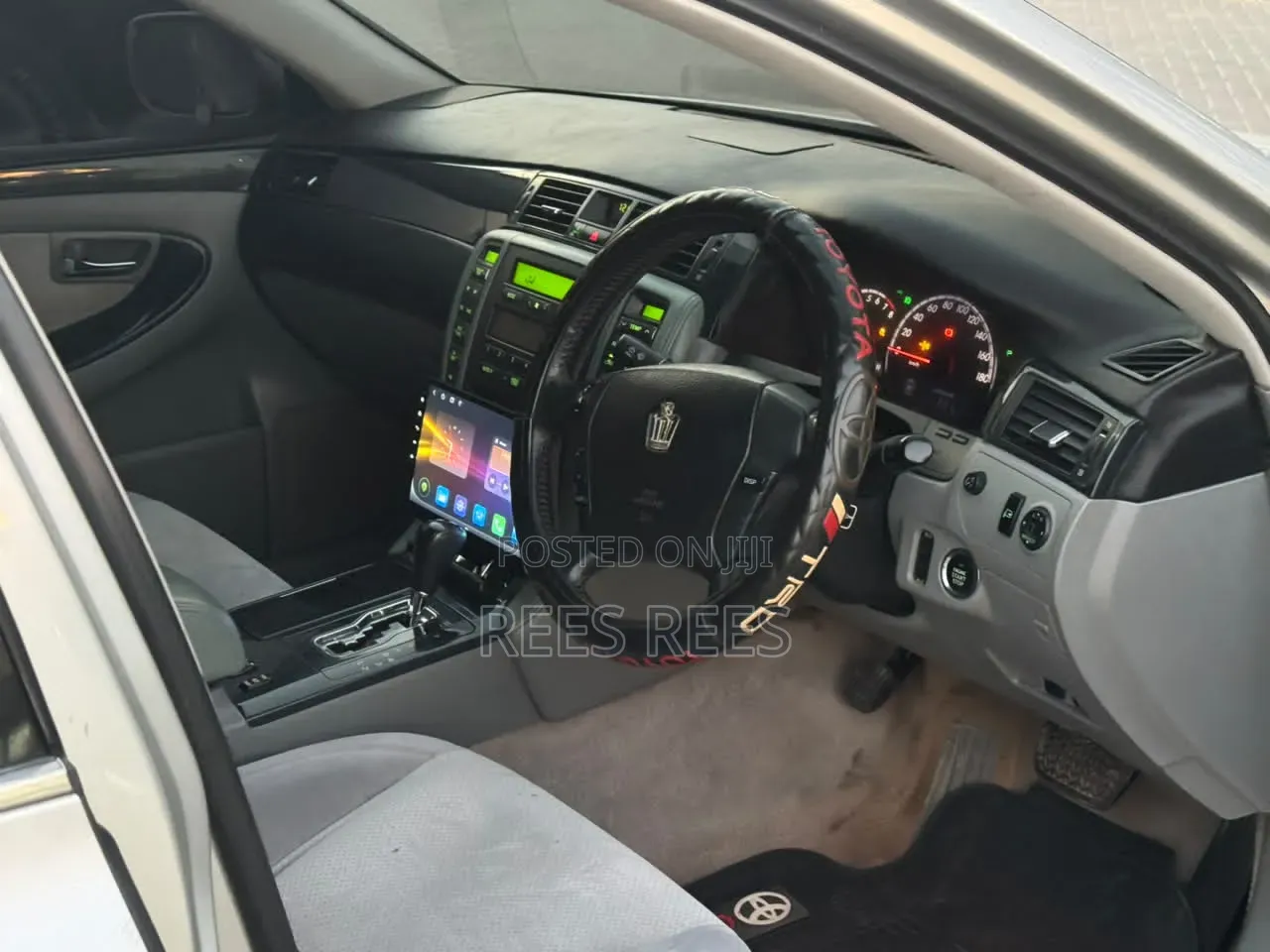 Toyota Crown 2006 Silver