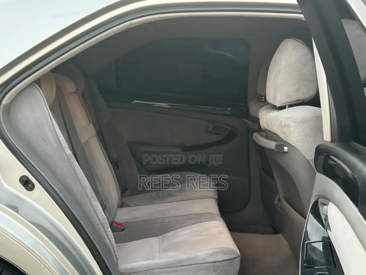 Toyota Crown 2006 Silver