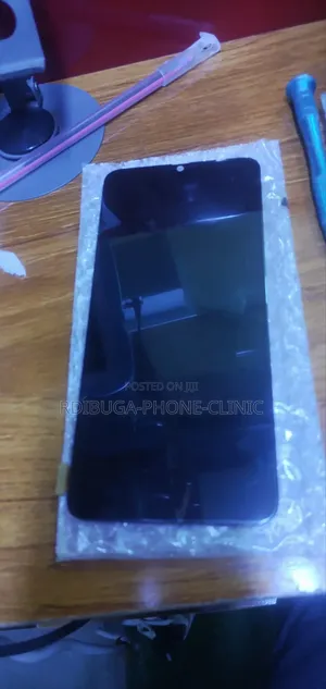 Original Screen of Samsung A90