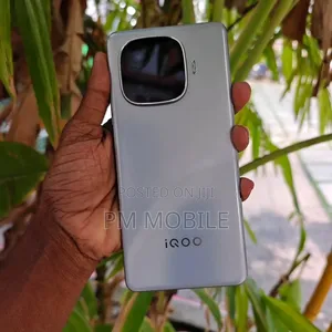 Vivo iQOO Neo10 256 GB Silver