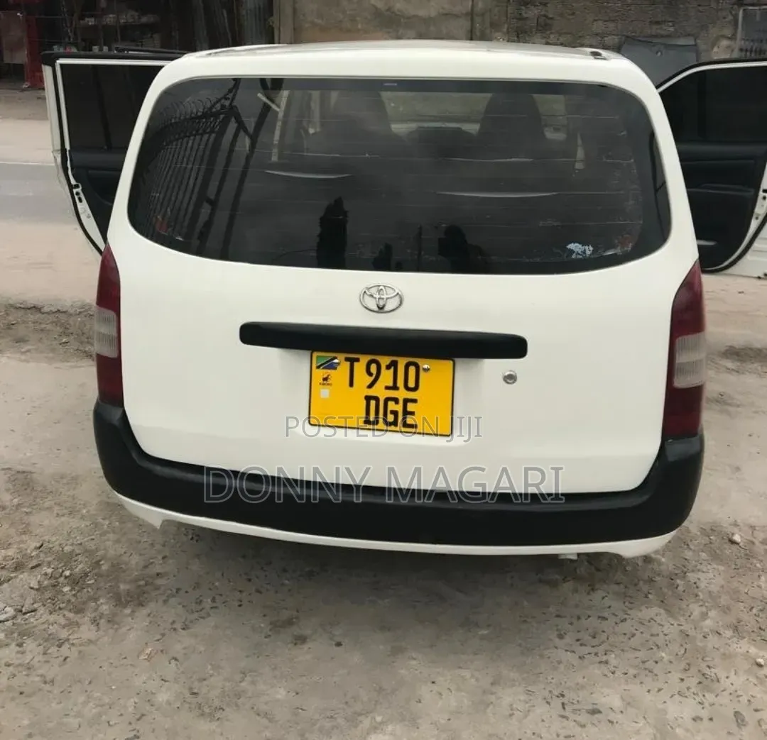 Toyota Probox 2011 White