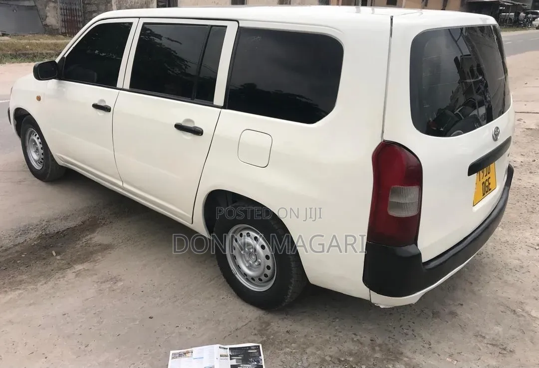 Toyota Probox 2011 White