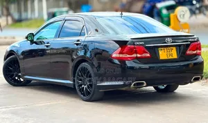 Toyota Crown 2009 Black