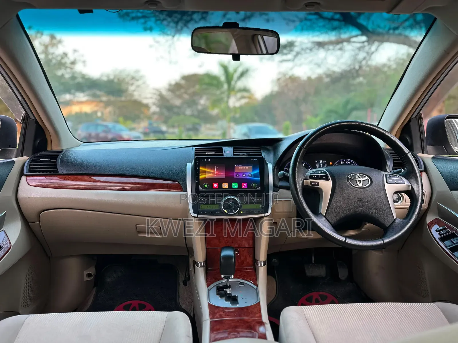 Toyota Premio 2013 Silver