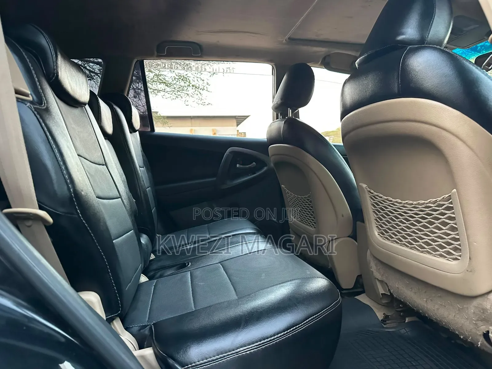 Toyota Vanguard 2010 Black