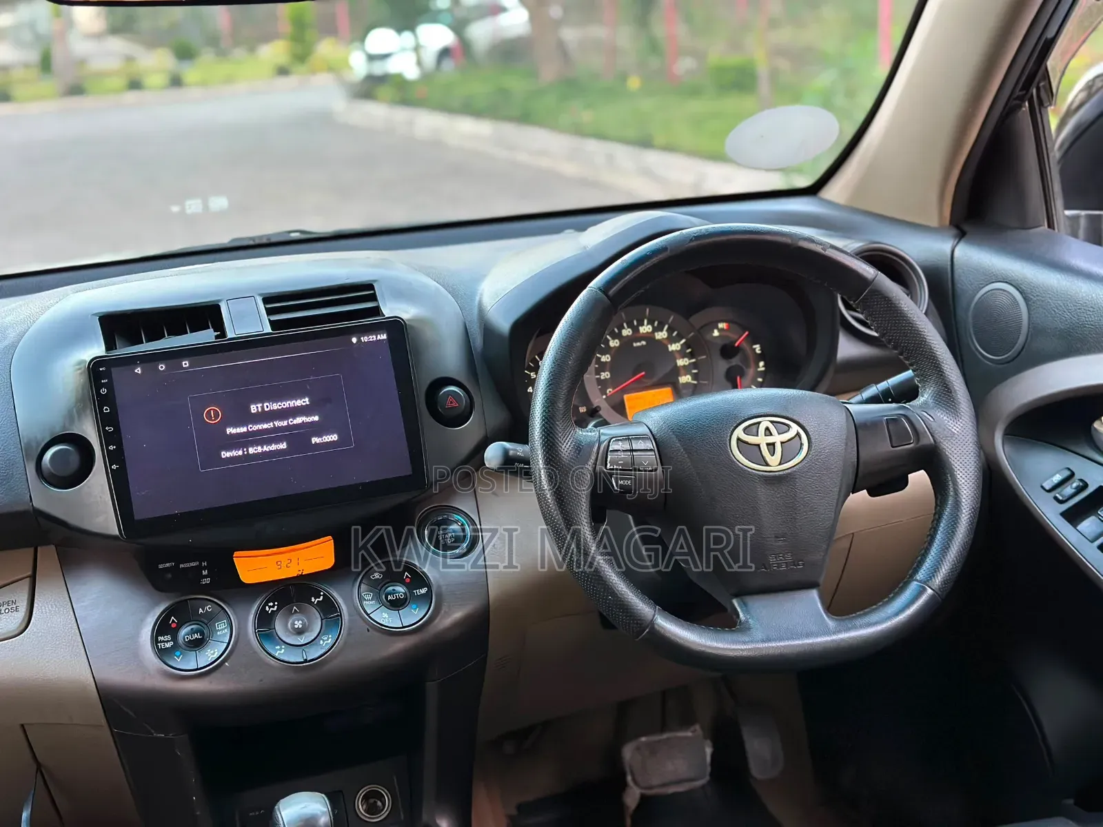 Toyota Vanguard 2010 Black