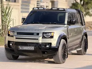 Land Rover Defender 2022 Gray