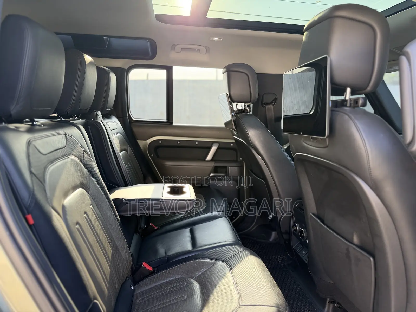 Land Rover Defender 2022 Gray