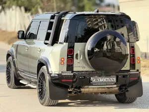 Land Rover Defender 2022 Gray