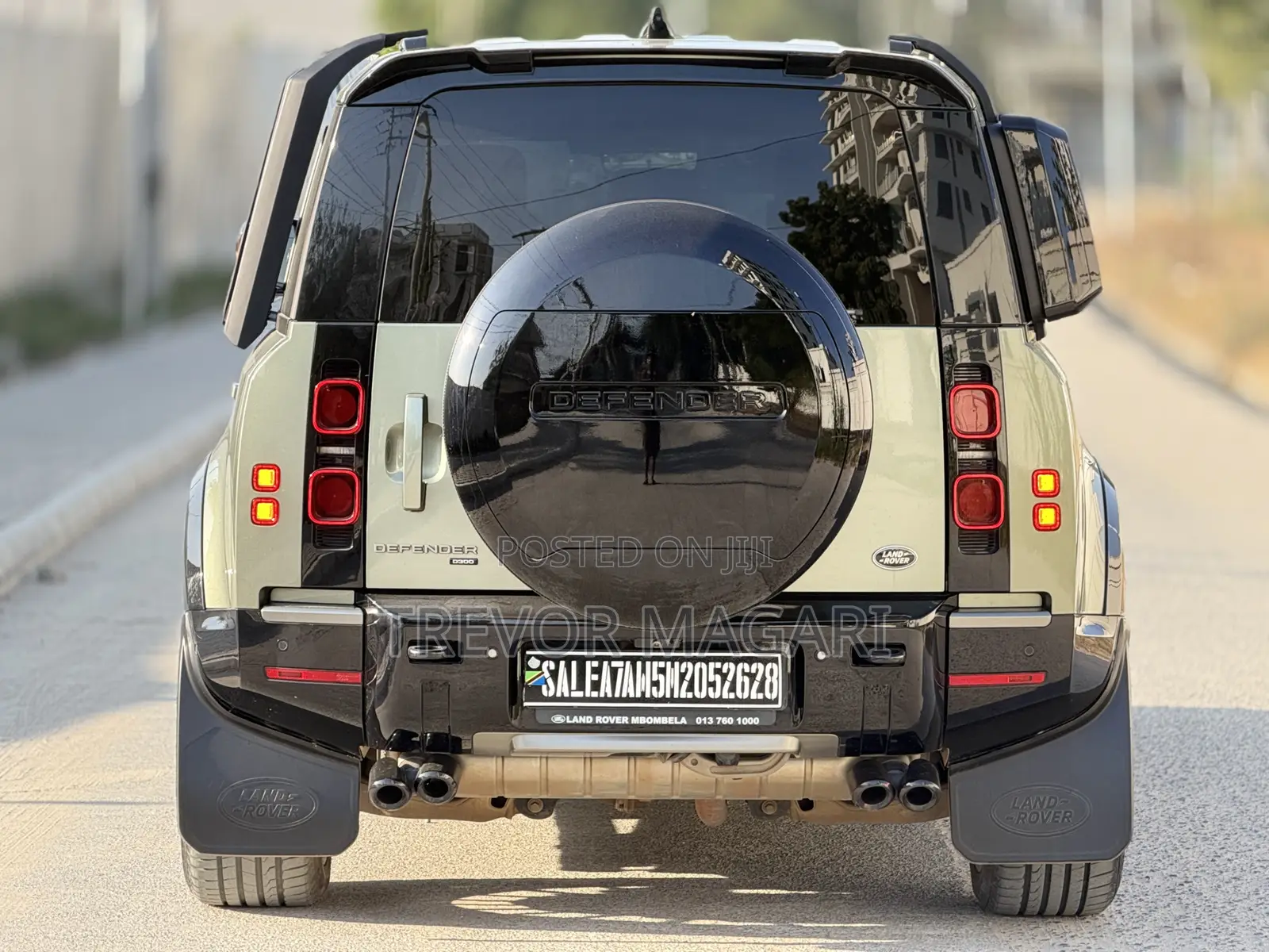 Land Rover Defender 2022 Gray