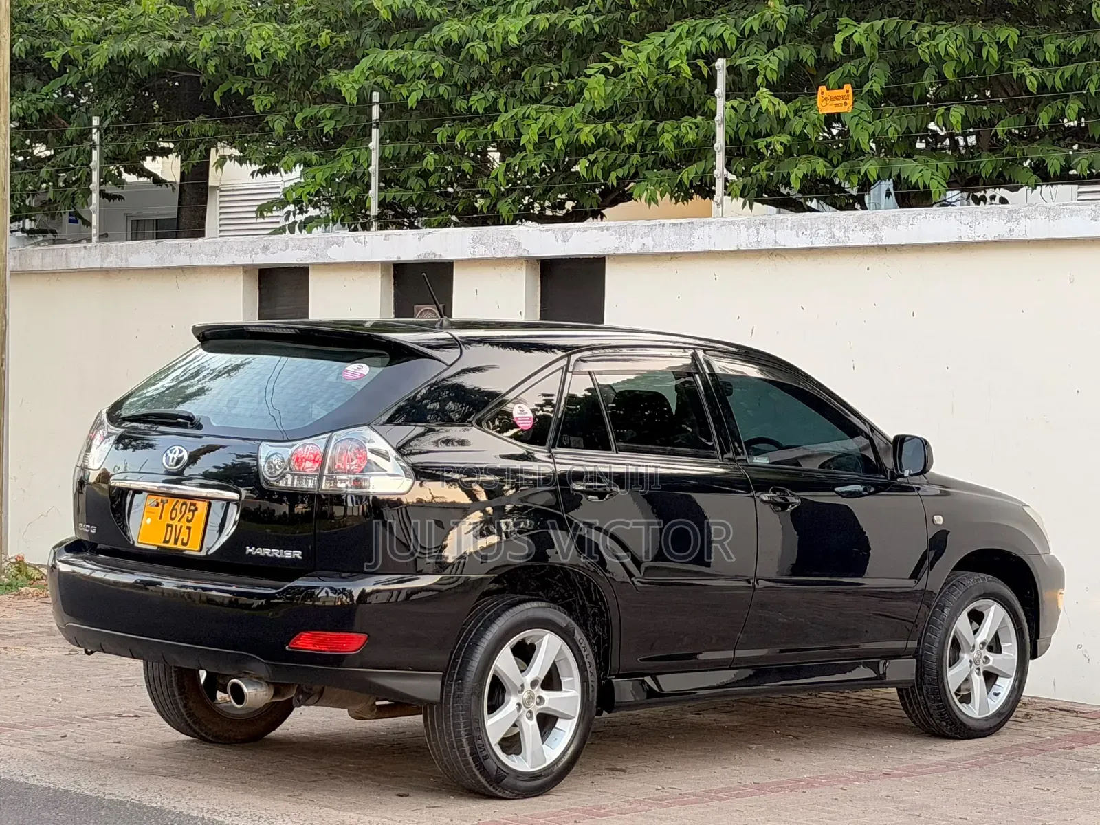 Toyota Harrier 2005 Black