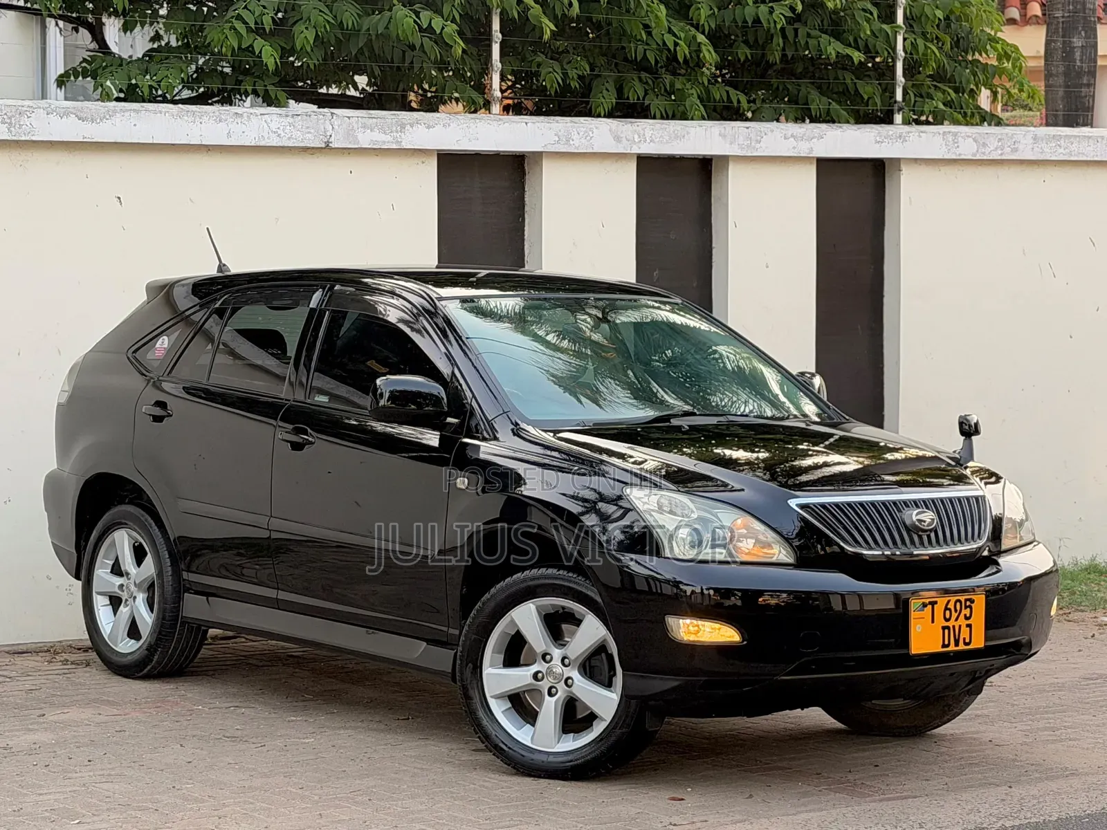 Toyota Harrier 2005 Black