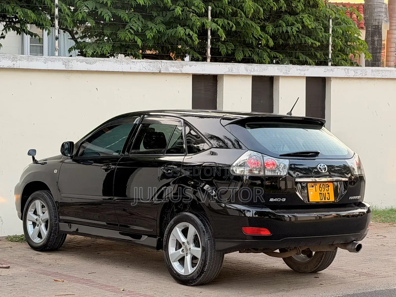 Toyota Harrier 2005 Black
