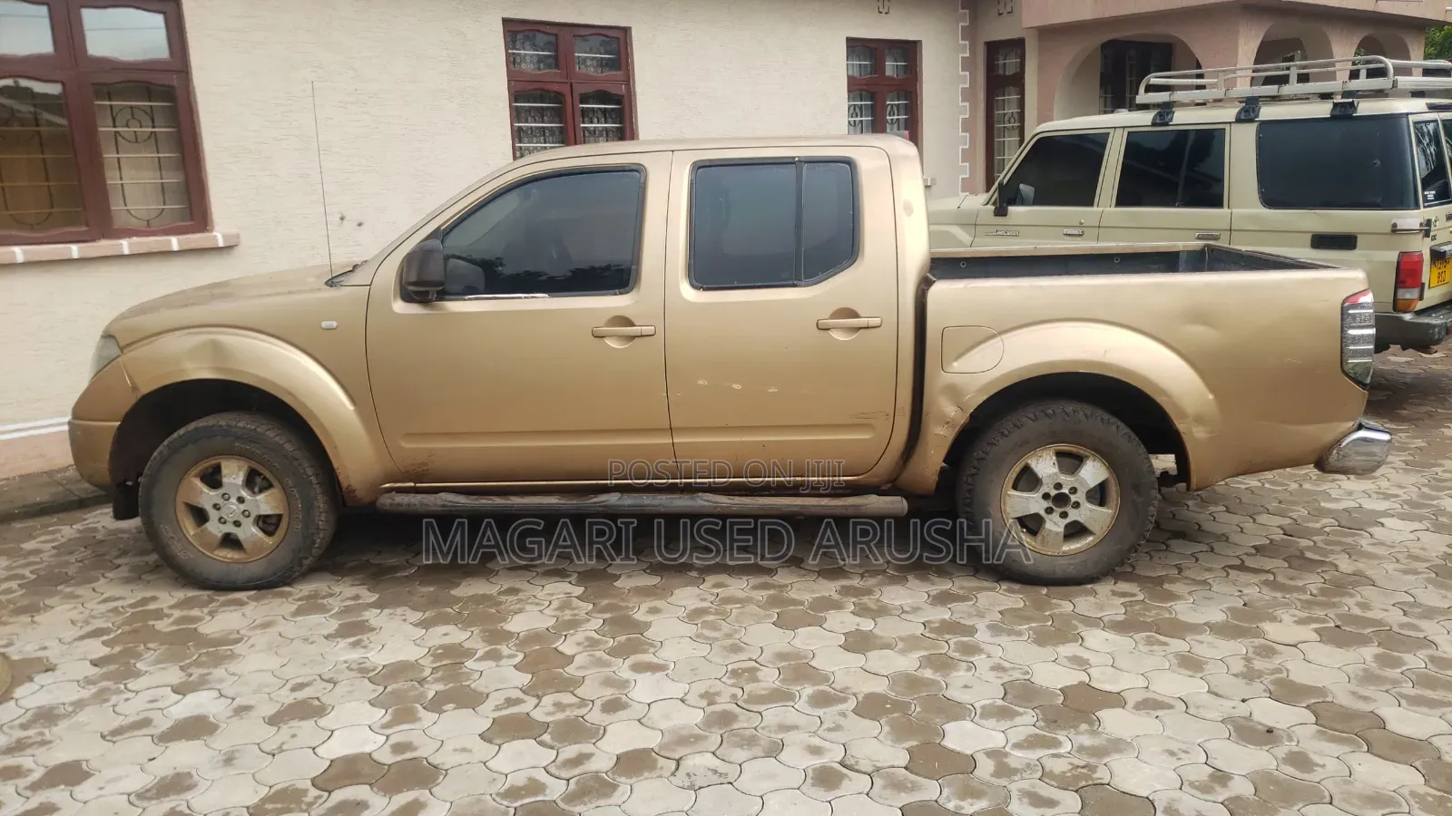 Nissan Navara 2010 Gold