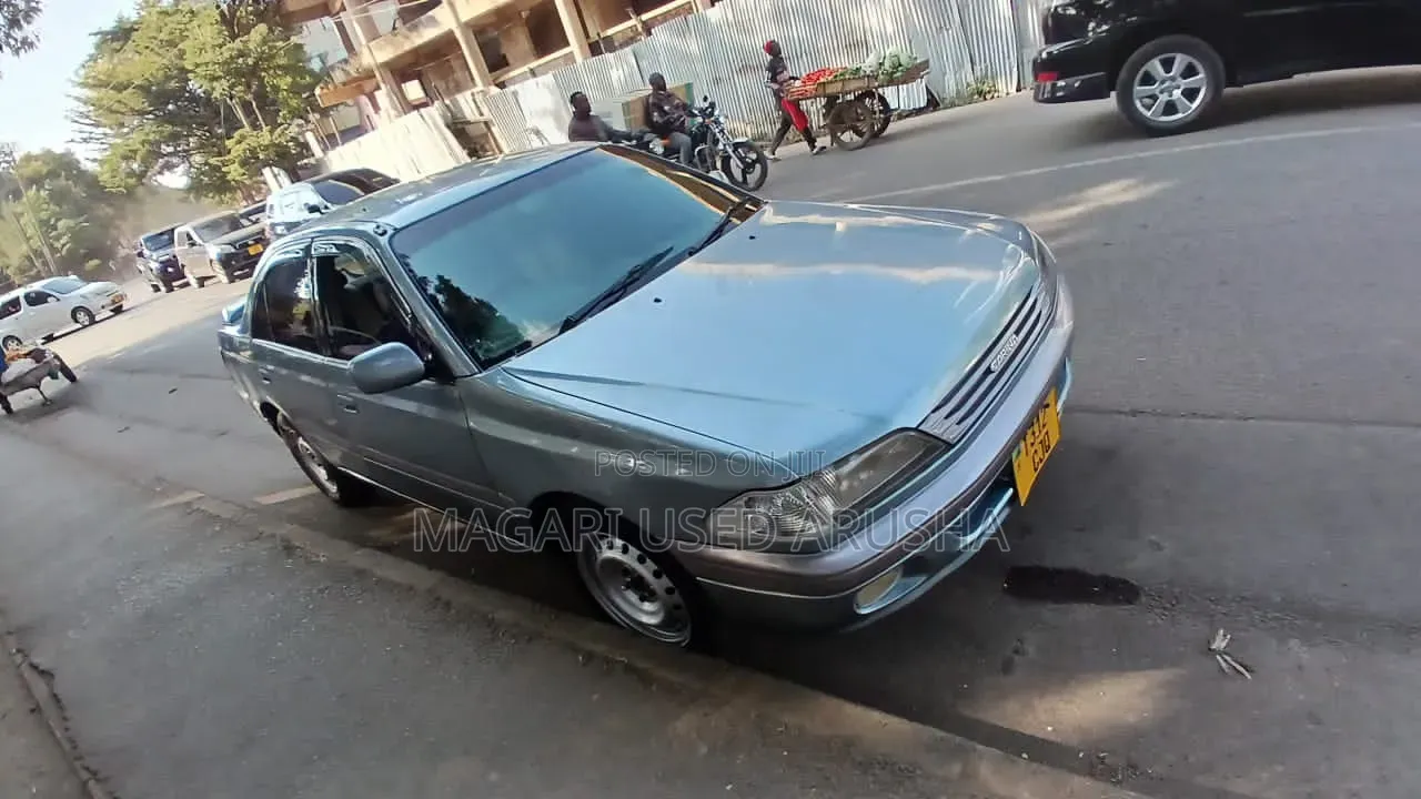 Toyota Carina 2001 Silver