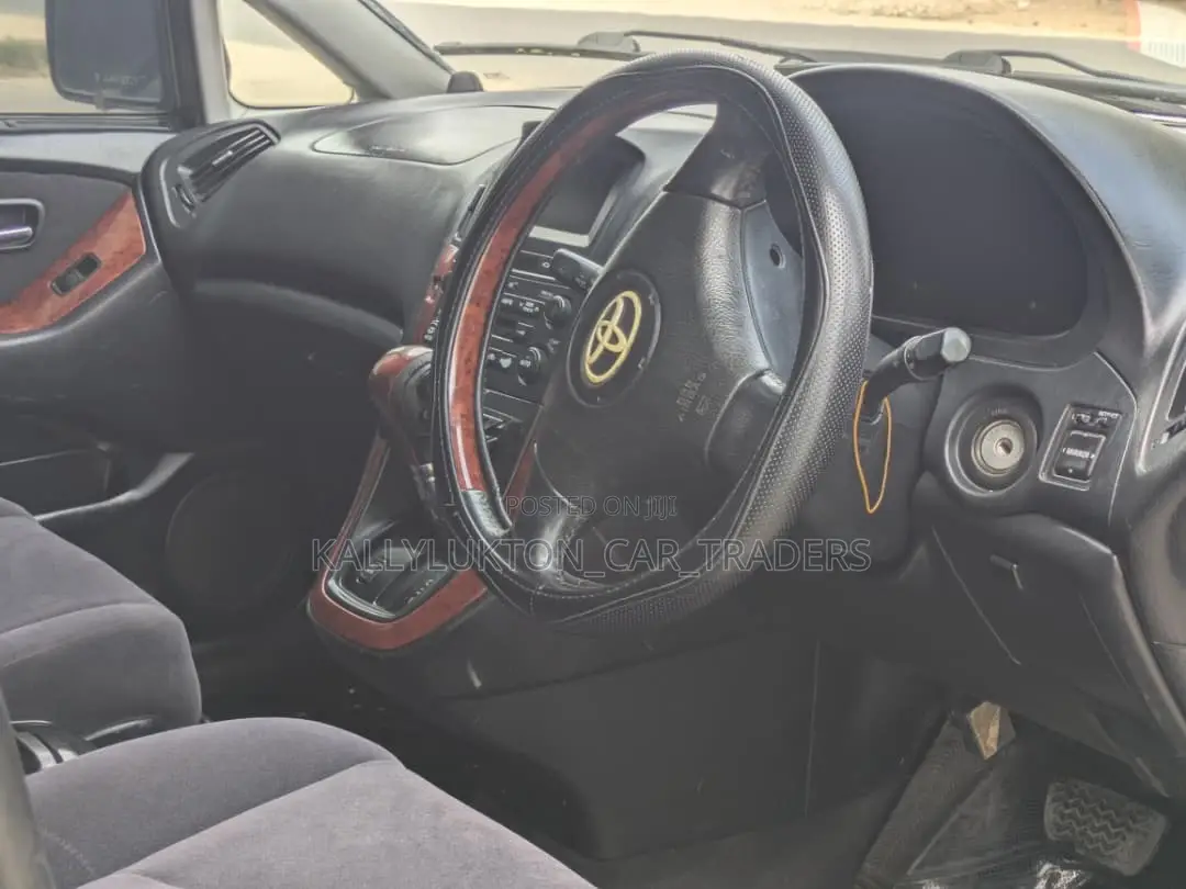 Toyota Harrier 2006 Black