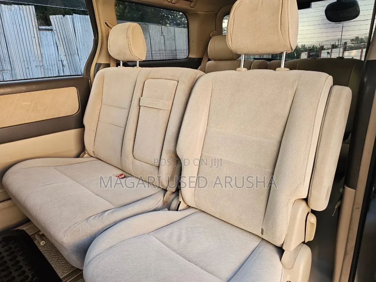 Toyota Alphard 2005 Silver