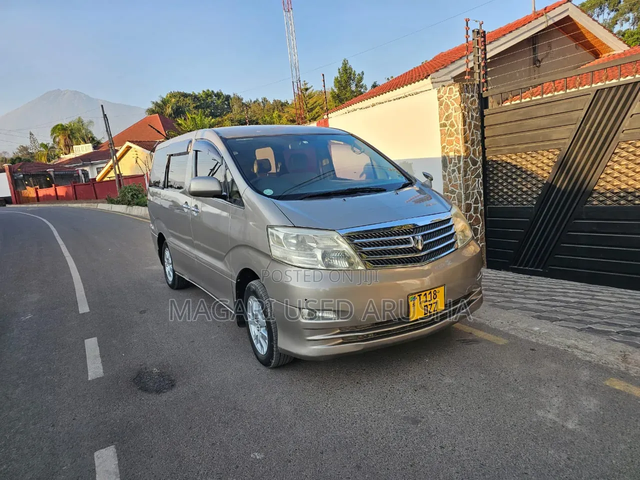 Toyota Alphard 2005 Silver