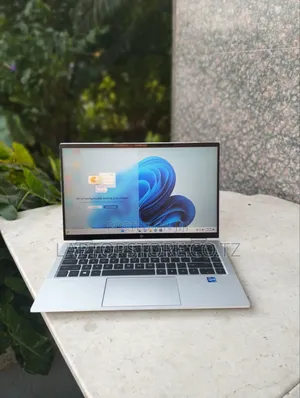 Laptop HP EliteBook 1040 G8 32GB Intel Core i7 SSD 512GB