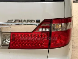 Toyota Alphard 2003 White