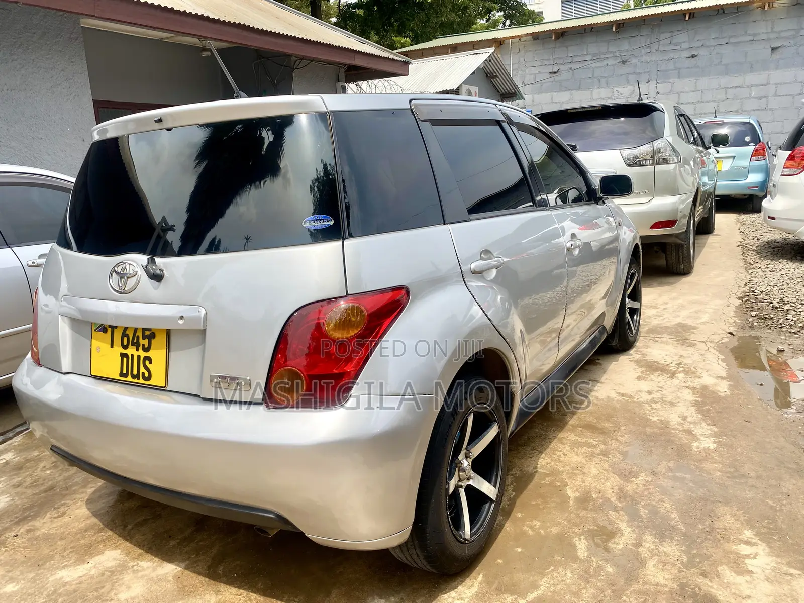 Toyota IST 2003 Silver