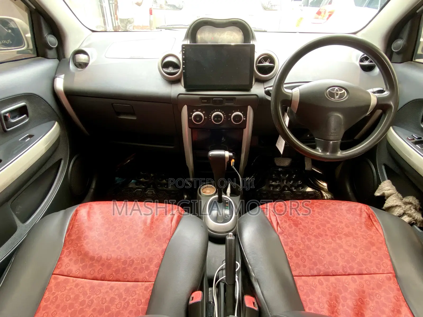 Toyota IST 2003 Silver