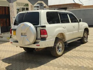 Toyota Land Cruiser 2006 Pearl