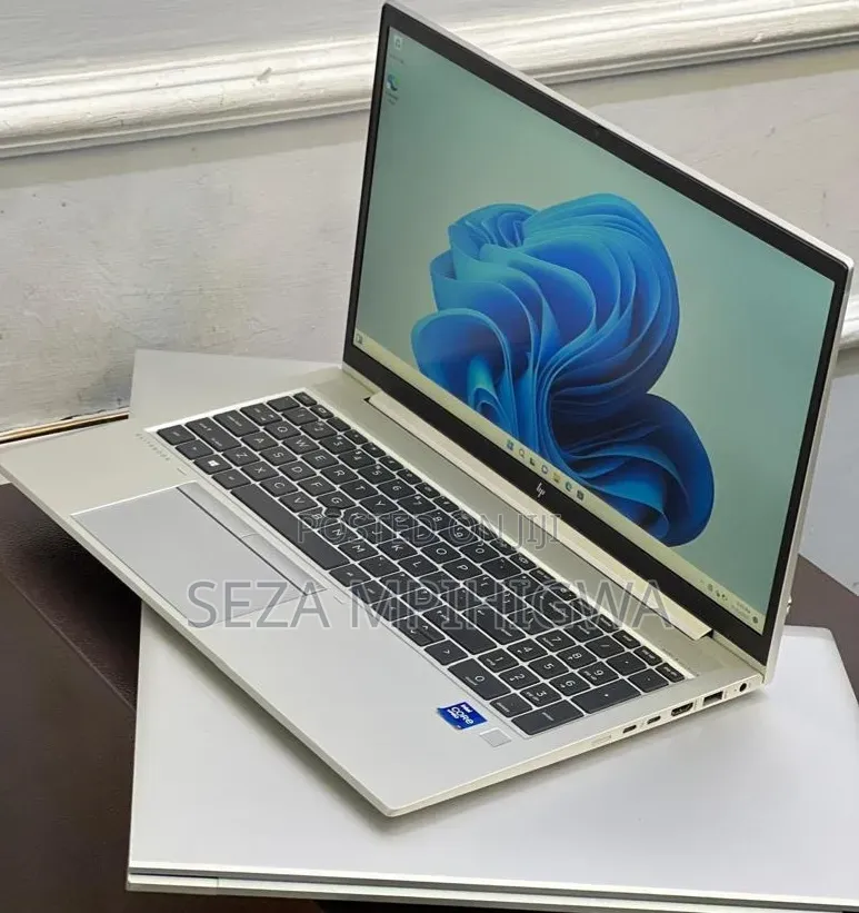 Laptop HP EliteBook 850 G8 16GB Intel Core i7 SSD 256GB