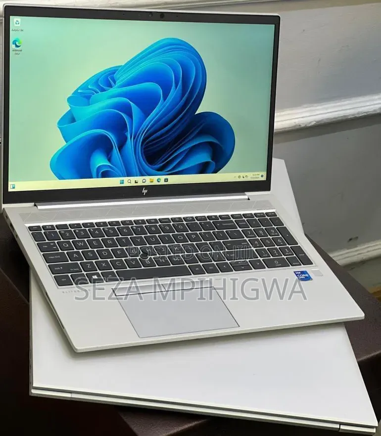 Laptop HP EliteBook 850 G8 16GB Intel Core i7 SSD 256GB