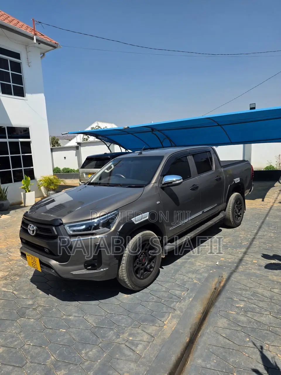 Toyota Hilux Revo Double Cab Deisel 2.8 AWD 2019 Gold