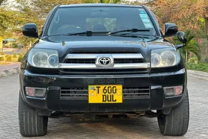 Toyota Hilux Surf 2004 Black