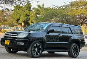 Toyota Hilux Surf 2004 Black