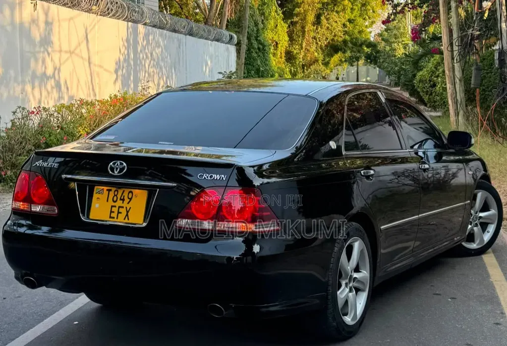 Toyota Crown 2008 Black