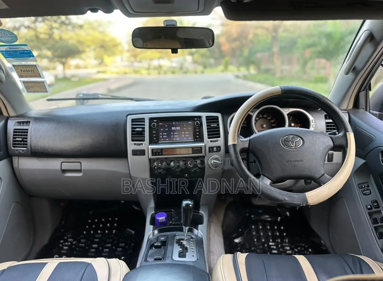 Toyota Hilux Surf 2.7 SSR 2004 Black