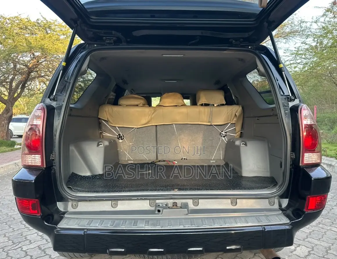 Toyota Hilux Surf 2.7 SSR 2004 Black