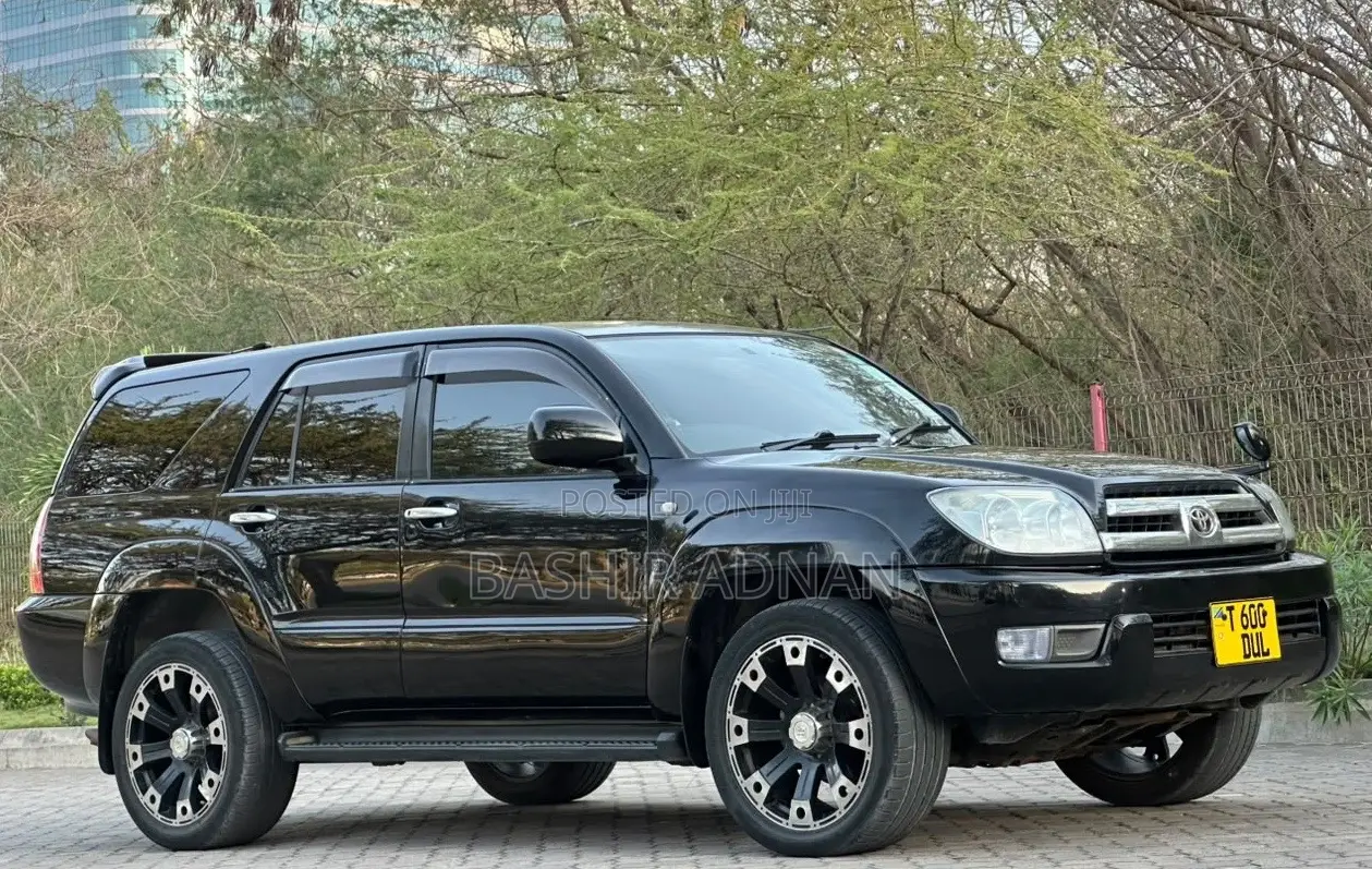 Toyota Hilux Surf 2.7 SSR 2004 Black
