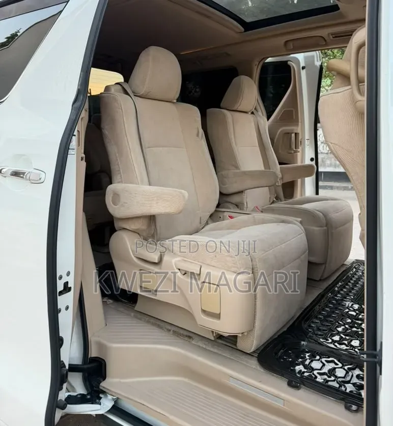 Toyota Alphard 2007 White