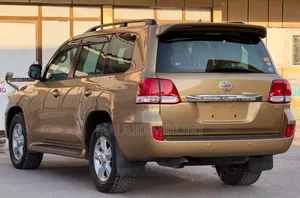 Toyota Land Cruiser 2008 Gold