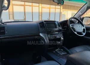 Toyota Land Cruiser 2008 Gold
